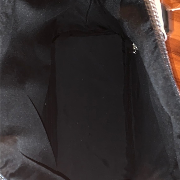 Anne Klein Houndstooth Travel Tote - Picture 4 of 4